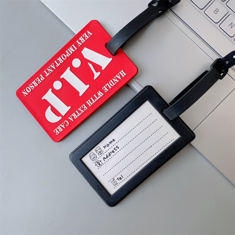 Étiquettes d'embarquement créatives