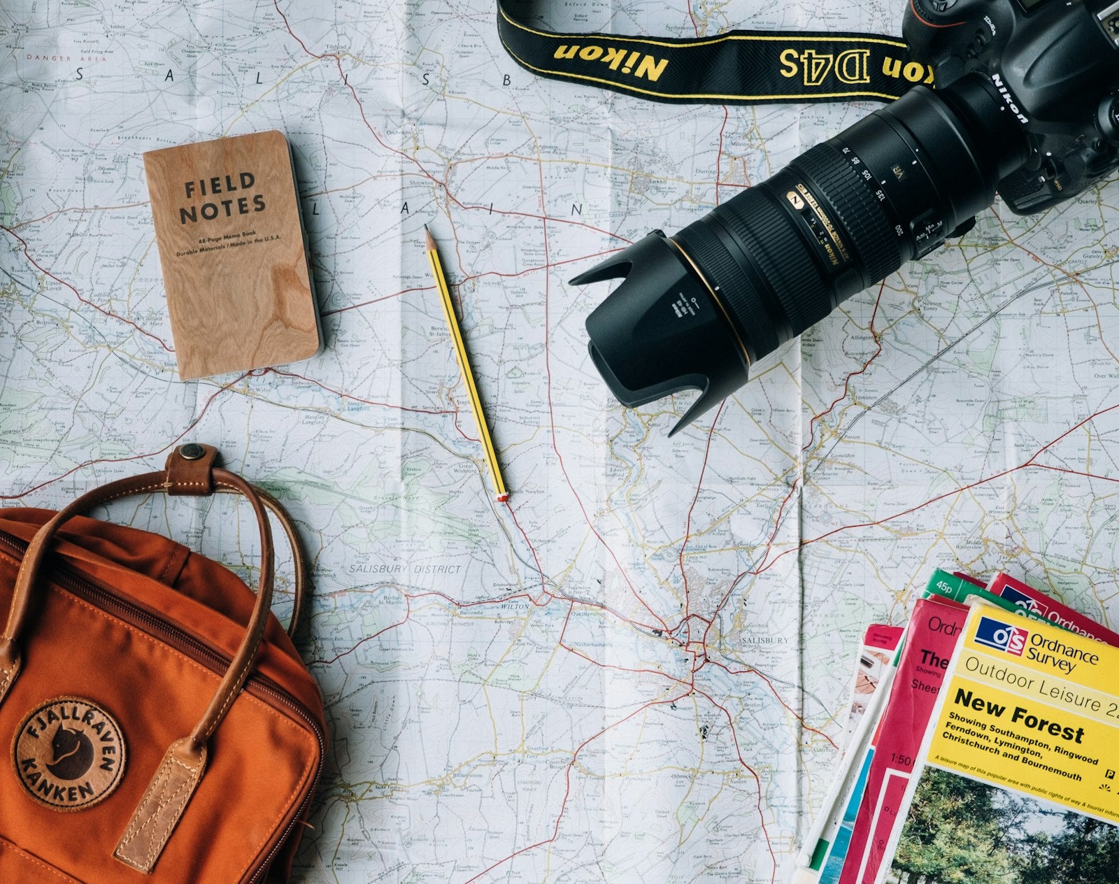 Voyageuse avec bagage